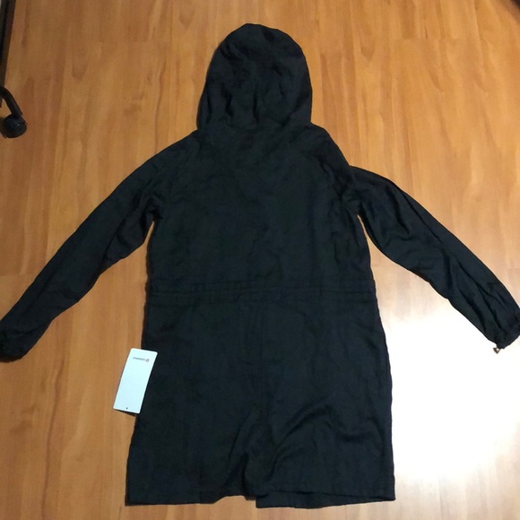 Lululemon Jacket - Picture 2 of 4